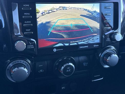 Used 2024 Toyota 4Runner TRD Off-Road Premium w/ Moonroof Package AWD/4WD image 23