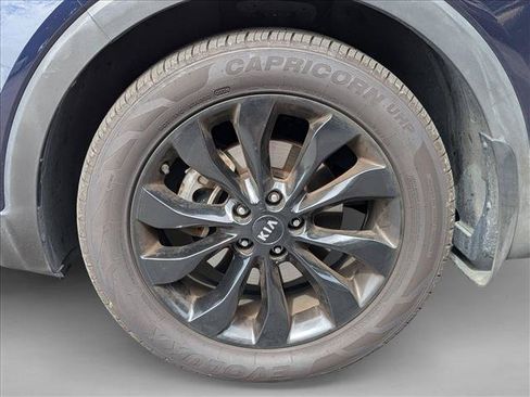 Used 2019 Kia Sorento S FWD image 18