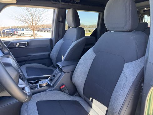 Used 2023 Ford Bronco Big Bend image 24