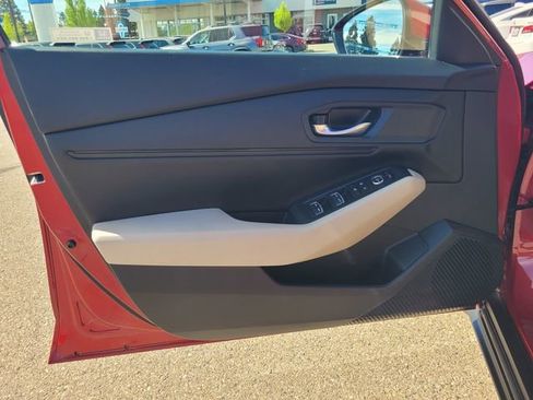 Used 2023 Honda Accord EX image 18