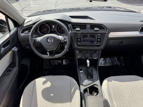 Used 2021 Volkswagen Tiguan S FWD image 34