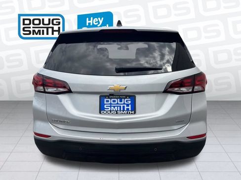 Used 2022 Chevrolet Equinox LS AWD/4WD image 30