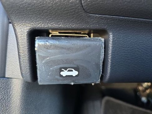 New 2026 Nissan Kicks SV image 28