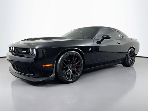 Used 2019 Dodge Challenger SRT Hellcat w/ Laguna Leather Package image 41
