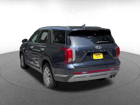 Used 2024 Hyundai Palisade SEL FWD image 11
