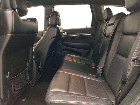 Used 2019 Jeep Grand Cherokee Limited image 18