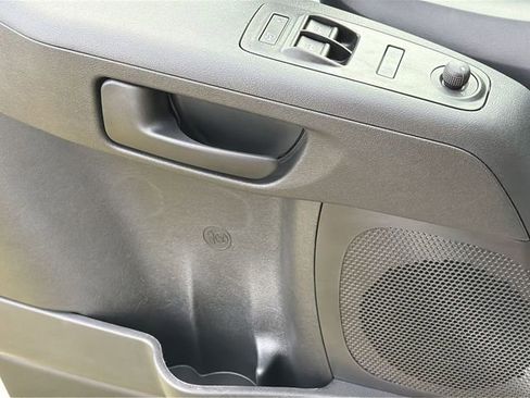 New 2026 RAM ProMaster 3500 w/ Convenience Group FWD image 25