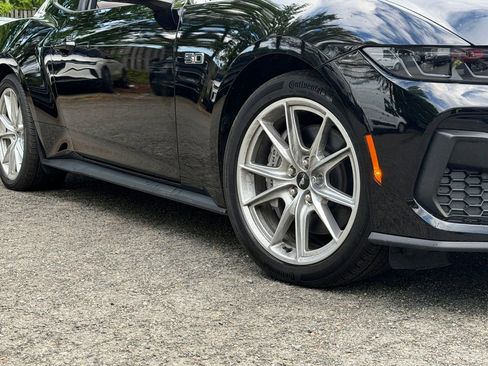 Used 2025 Ford Mustang GT Premium RWD image 32