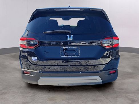 Certified 2023 Honda Pilot EX-L image 5