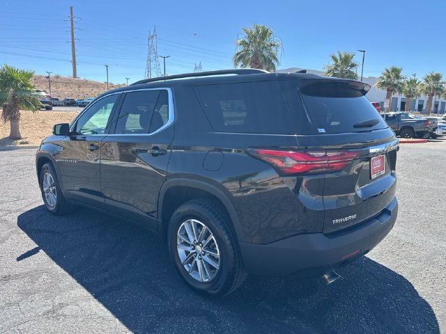 Used 2023 Chevrolet Traverse LT FWD image 5