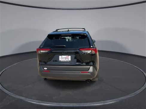 Used 2025 Toyota RAV4 XLE image 7