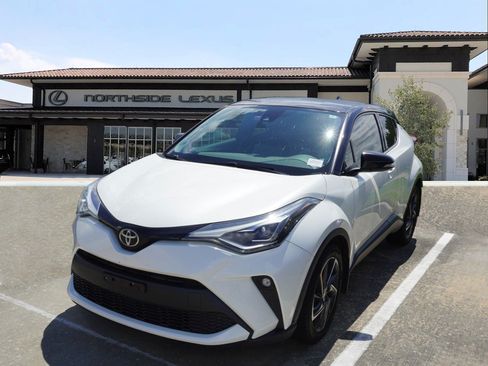 Used 2020 Toyota C-HR Limited FWD image 1