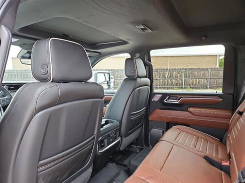 New 2026 GMC Sierra 3500 Denali Ultimate image 10