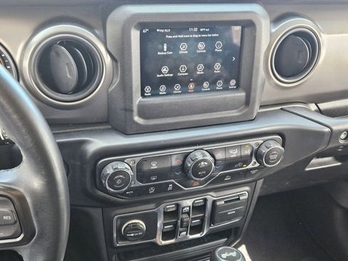 Used 2021 Jeep Wrangler Unlimited Sport image 12