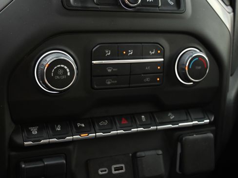 Used 2024 Chevrolet Silverado 2500 W/T w/ WT Convenience Package image 21