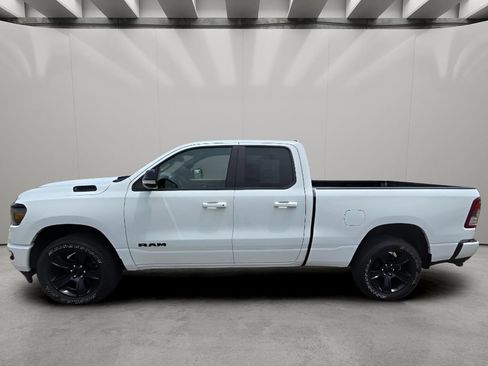 Used 2022 RAM 1500 Big Horn w/ Night Edition AWD/4WD image 2