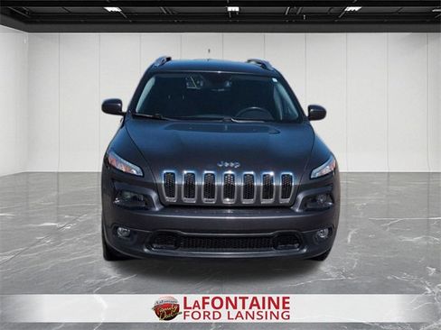 Used 2015 Jeep Cherokee Latitude image 8