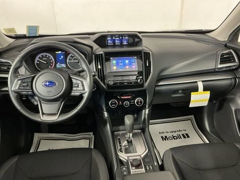 Used 2023 Subaru Forester Premium AWD/4WD image 17