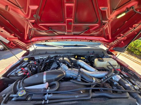 Used 2015 Ford F250 Platinum w/ FX4 Off-Road Package image 18