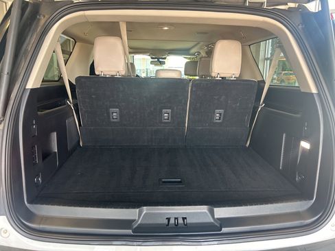 Used 2024 Ford Expedition Max Limited AWD/4WD image 11
