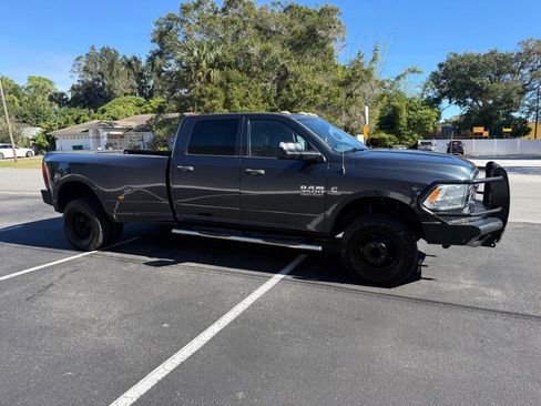 Used 2017 RAM 3500 Tradesman w/ Chrome Appearance Group image 53