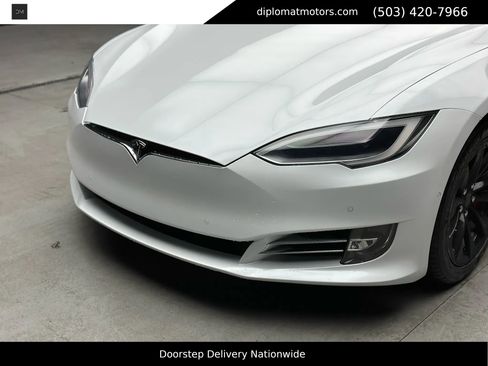 Used 2016 Tesla Model S P100D image 13