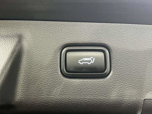 Used 2024 Hyundai Palisade SEL FWD image 14