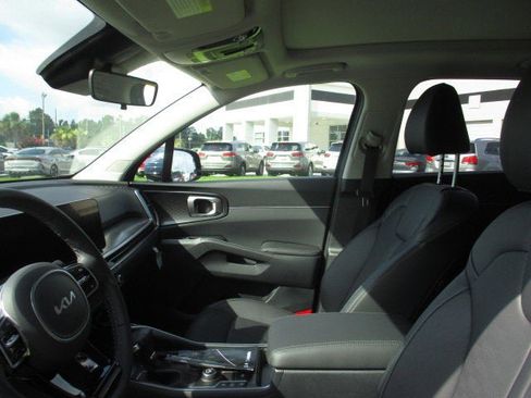 New 2025 Kia Sorento S w/ Panoramic Sunroof Package image 12