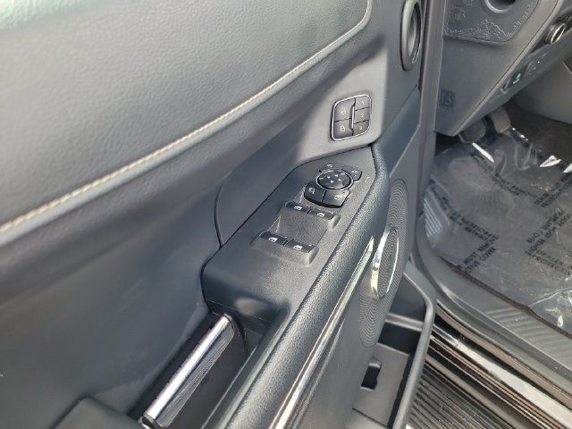 Used 2023 Ford Expedition Max XLT AWD/4WD image 16
