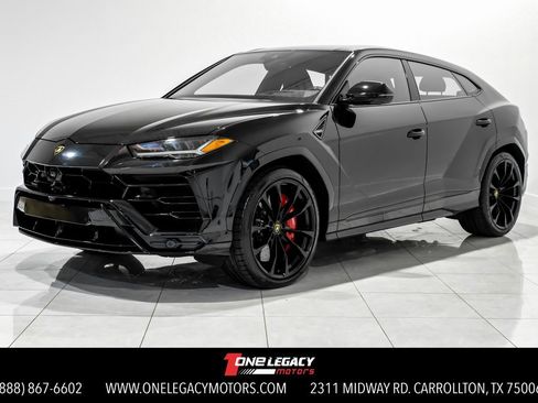 Used 2022 Lamborghini Urus image 1
