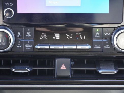 Certified 2023 Toyota Highlander LE image 33