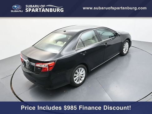 Used 2013 Toyota Camry XLE image 25