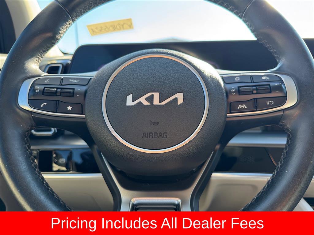 Used 2024 Kia Sportage EX FWD image 17