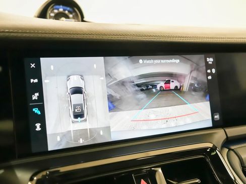 Used 2025 Porsche Panamera 4 E-Hybrid AWD/4WD image 32