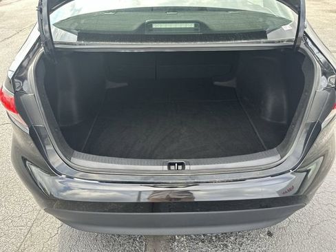 Used 2023 Toyota Corolla LE image 29