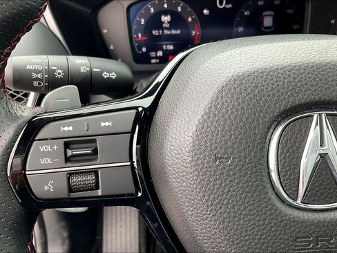 Used 2025 Acura ADX A-Spec image 27