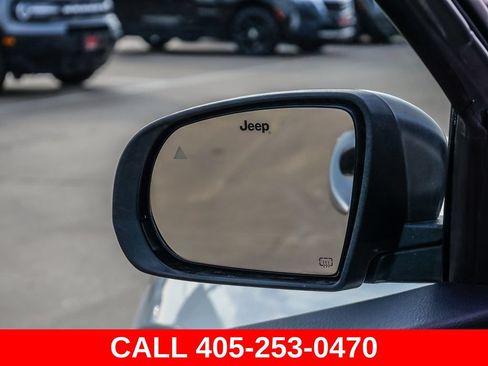 Used 2022 Jeep Compass Trailhawk AWD/4WD image 36