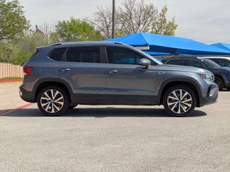 Used 2023 Volkswagen Taos SE video 2