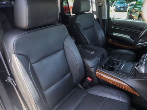 Used 2019 Chevrolet Tahoe Premier RWD image 34