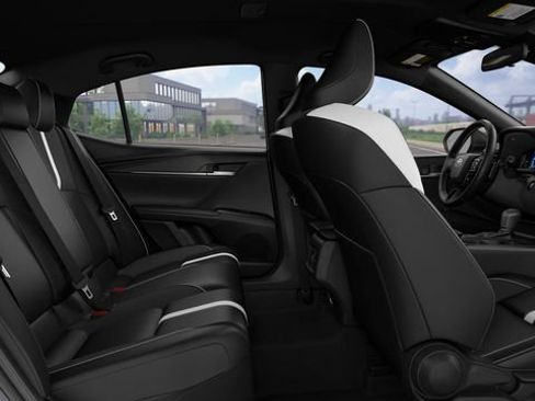 New 2026 Toyota Camry Hybrid FWD image 21
