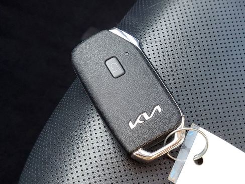 Used 2022 Kia Telluride S image 37