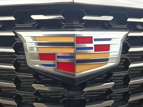 Used 2025 Cadillac XT5 Premium Luxury image 15