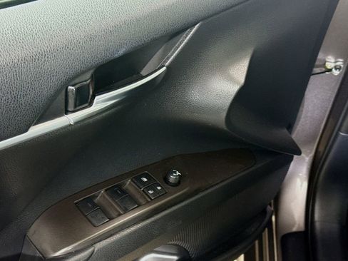 Certified 2022 Toyota Camry SE FWD image 17