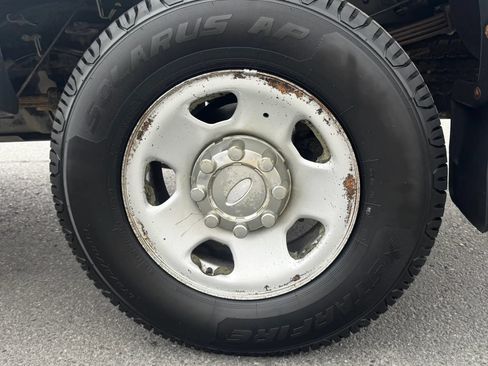 Used 2008 Ford F350 FX4 AWD/4WD image 10