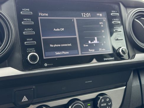 Used 2020 Toyota Tacoma SR w/ SR Convenience Package RWD image 16