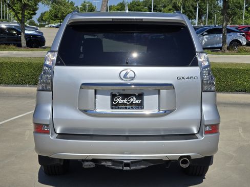 Used 2017 Lexus GX 460 Premium AWD/4WD image 4