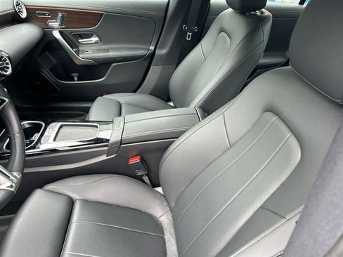 Used 2024 Mercedes-Benz CLA 250 4MATIC image 10