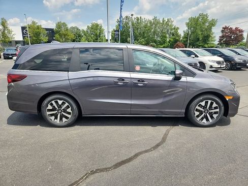 New 2026 Honda Odyssey EX-L image 7