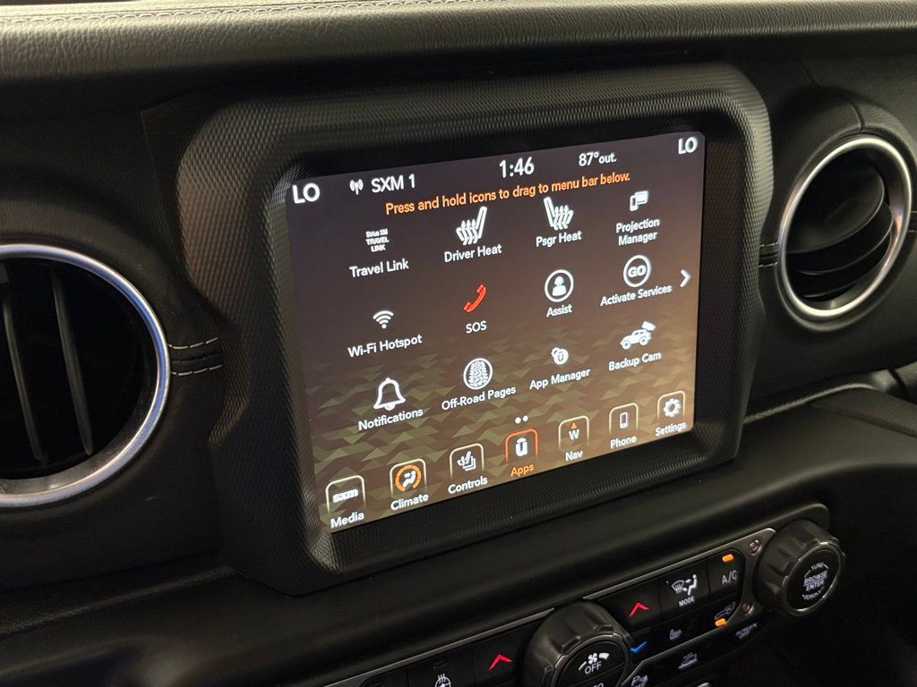 Used 2022 Jeep Wrangler Unlimited Sahara w/ Cold Weather Group AWD/4WD image 24