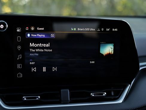 New 2026 Chevrolet Equinox LT w/ Convenience Package II image 14